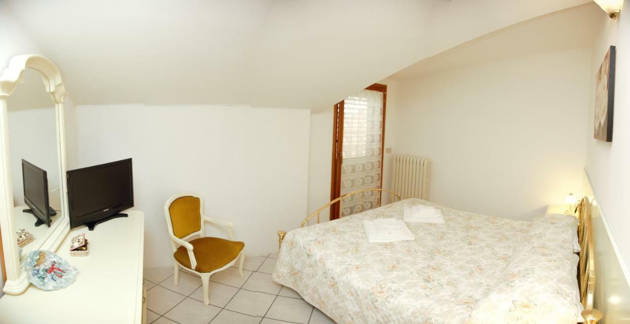 Bed and Breakfast Il Gruccione Sant'Omero Exteriér fotografie